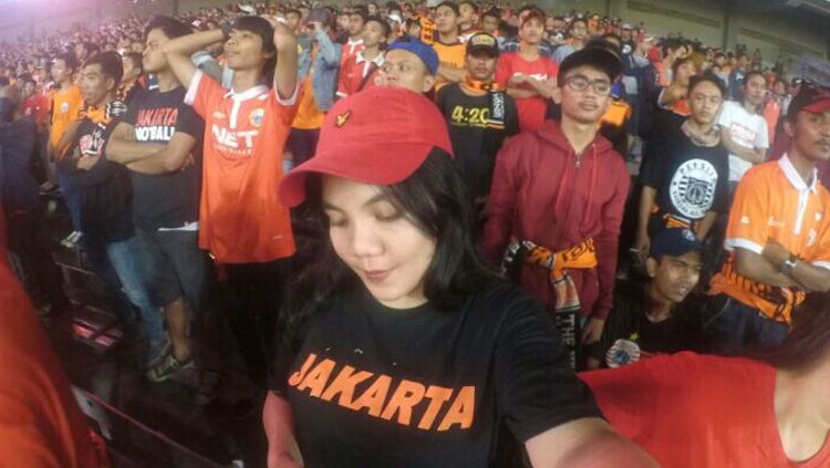 Jakmania. Copyright: © Prima Pribadi/INDOSPORT
