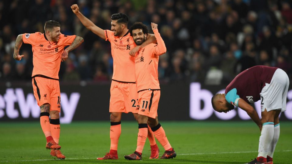 Skuat Liverpool merayakan kemenangan atas West Ham. Copyright: © Getty Images