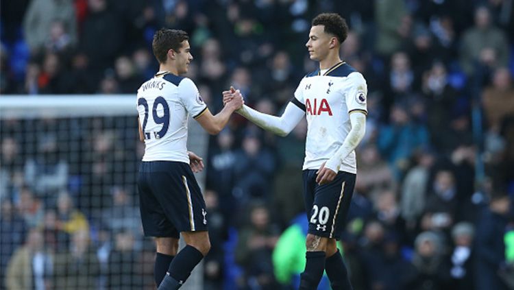 Pemain Tottenham Hotspur, Harry Winks dan Dele Alli. Copyright: © Getty Images