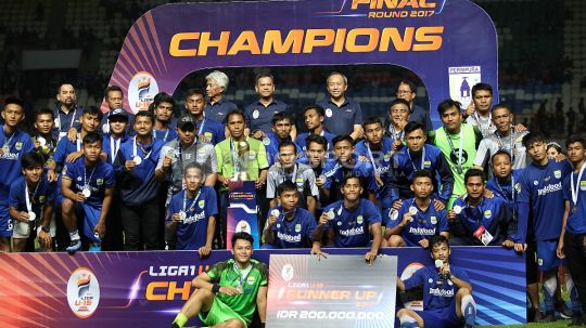 Persib Bandung U-19 menjadi runner-up di Liga 1 U-19 2017. Copyright: &copy; INDOSPORT/Herry Ibrahim