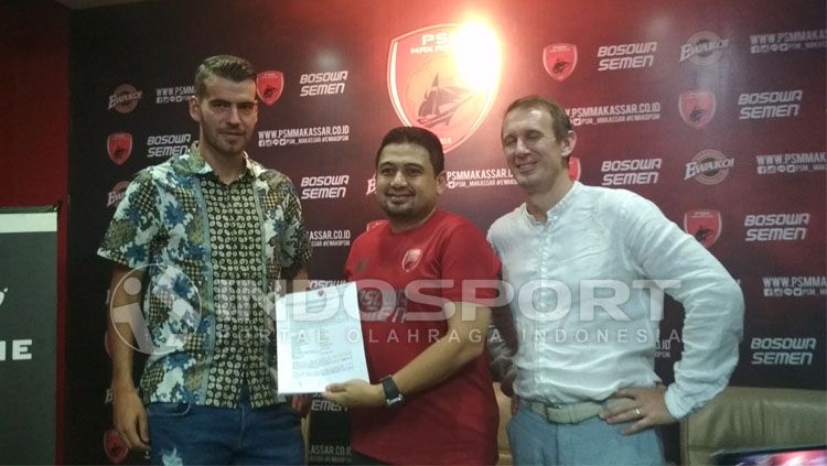 Wiljan Pluim resmi perpanjang kontrak di PSM Makassar. Copyright: © INDOSPORT/@Muhammad Nur basri