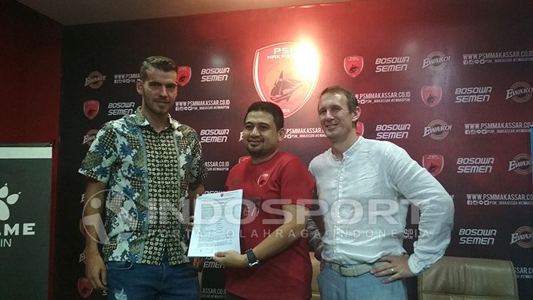 Willem Jan Pluim perpanjang kontrak di PSM. Copyright: © Indosport/M Nur Basri