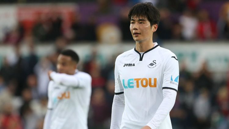 Bintang Swansea City, Ki Sung-yueng. Copyright: © INDOSPORT
