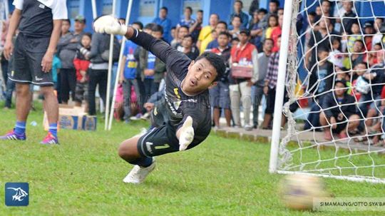 Muhammad Natshir Fadhil, Kiper Persib Bandung Copyright: © simamaung.com