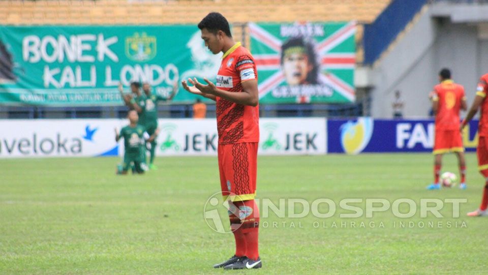 Persebaya vs Martapura. Copyright: © Arif Rahman/Indosport.com