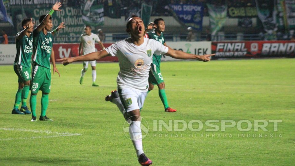 PSMS Medan vs Persebaya Surabaya Copyright: © Arif Rahman/Soicaumienbac.cc