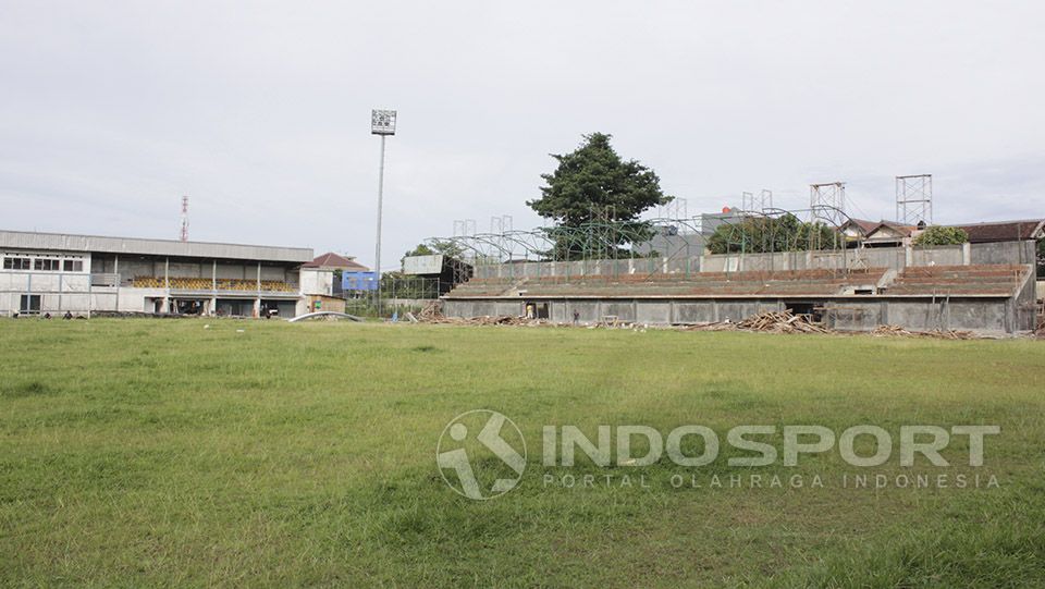 Renovasi Stadion Merpati, Depok Copyright: © Wildan Hamdani/Indosport.com