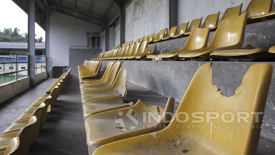 Renovasi Stadion Merpati, Depok Copyright: © Wildan Hamdani/Indosport.com