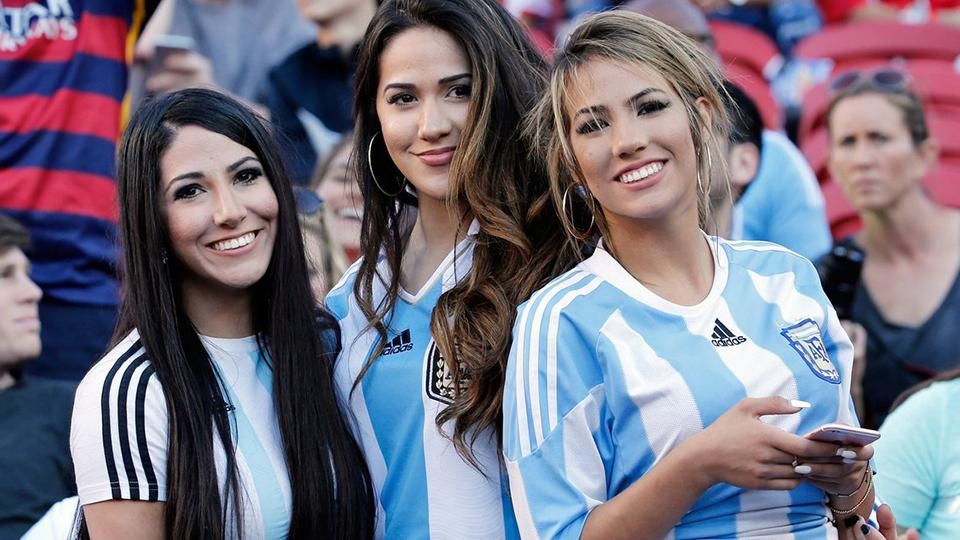 fans wanita Argentina Copyright: © INDOSPORT
