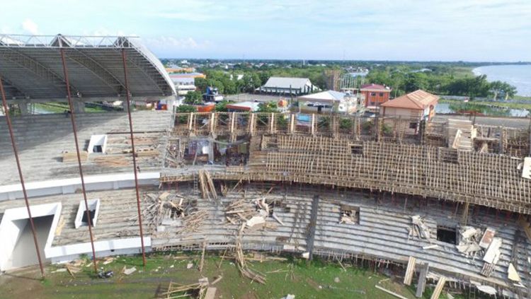 Pembangunan Stadion Barombong. Copyright: © Tribun Makassar