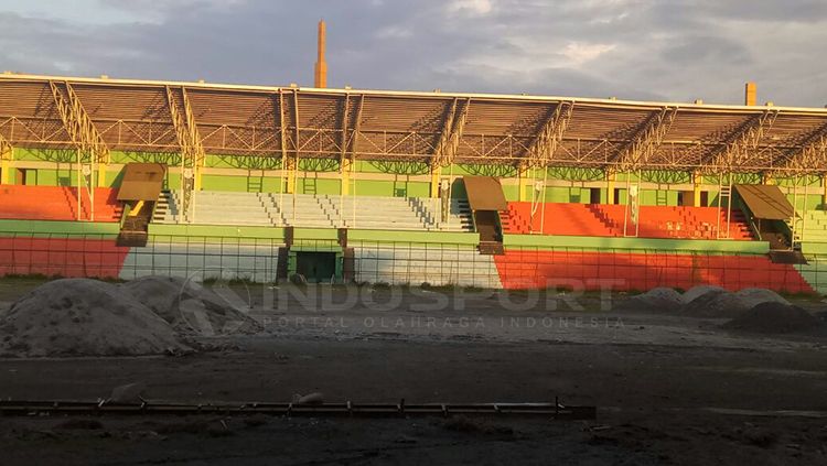 Renovasi Stadion Teladan. Copyright: © Kesuma Ramadhan/INDOSPORT