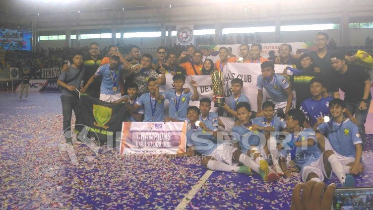 Deking's, Juara Liga Futsal Nusantara 2017 Copyright: © INDOSPORT/Petrus Manus Da' Yerimon