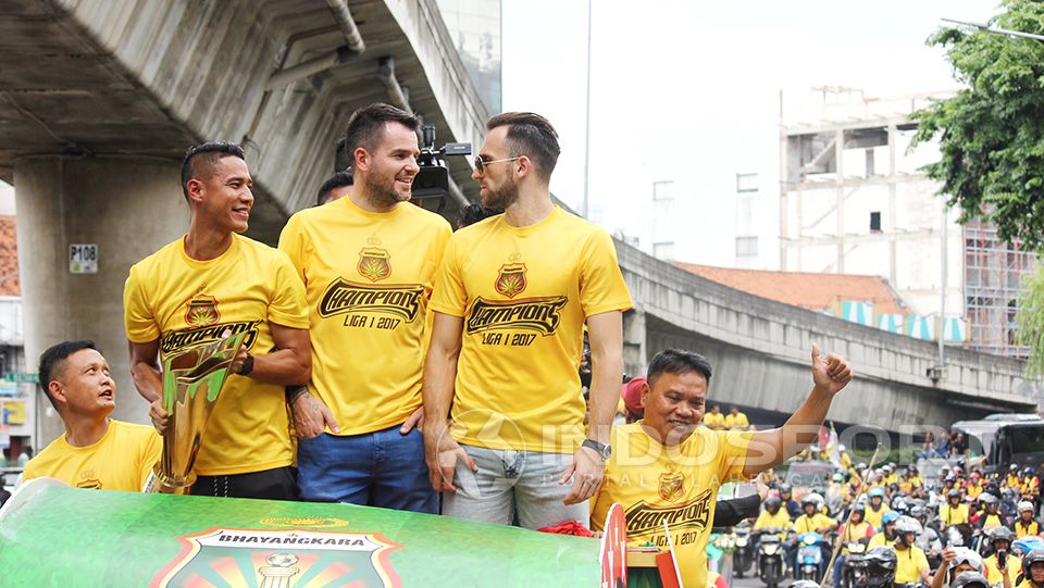 Arak-arakan Bhayangkara FC. Copyright: © Wildan Hamdani/Football265.com