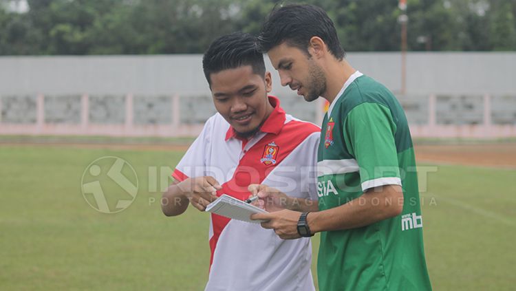 Carlos Raul Sciucatti, eks Persijap Jepara yang kini menjadi pelatih. Copyright: © Arief Setiadi/INDOSPORT