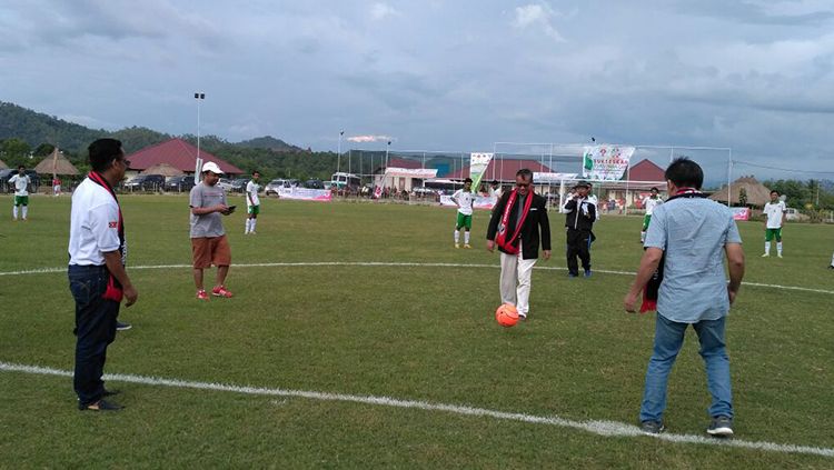 Timnas U16 Indonesia, Timnas U16 Timor Leste dan Bintang Timur Academy. Copyright: © Bintang Timur Academy.