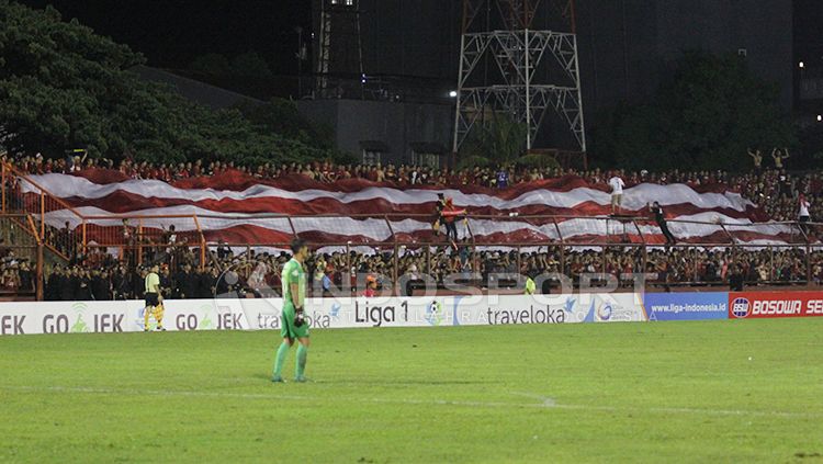 PSM Makassar saat berlaga di Stadion Mattoangin. Copyright: © Reno Firhad Rinaldi/INDOSPORT