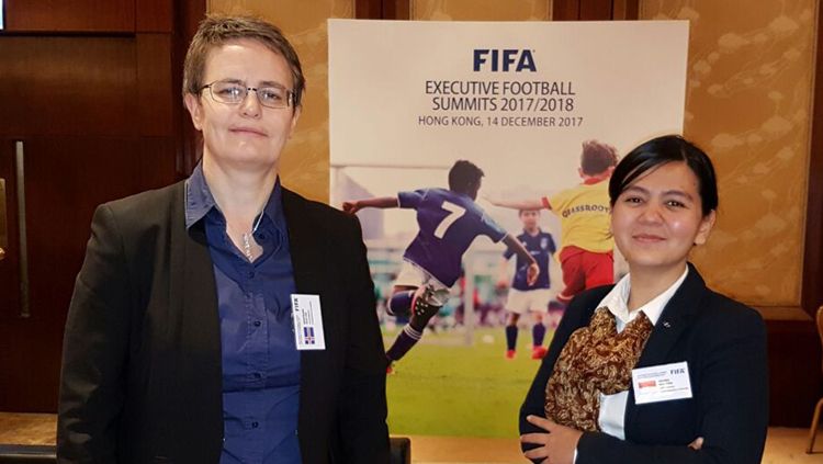 Sekretaris Jenderal PSSI Ratu Tisha dan Sekretaris Jenderal Federasi Sepak bola Islandia (KSI) Klara Bjartmarz. Copyright: © PSSI