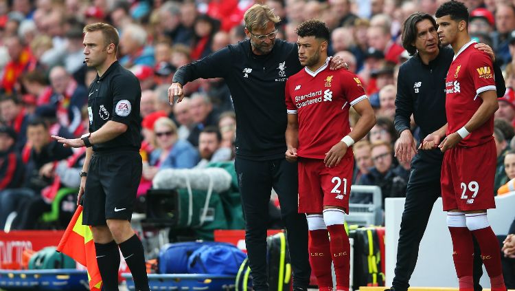 Oxlade-Chamberlain dan Jurgen Klopp Copyright: Â© INDOSPORT