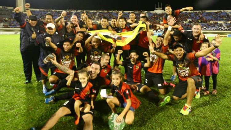 Juara Liga Singapura, Brunei DPMM FC. Copyright: © Strait Times