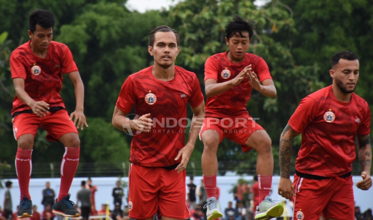 Suasana latihan Persija Jakarta. Copyright: © Herry Ibrahim/INDOSPORT