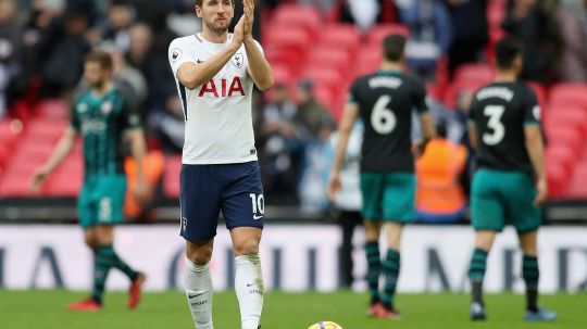 Harry Kane usai cetak hattrick lawan Southampton. Copyright: © INDOSPORT