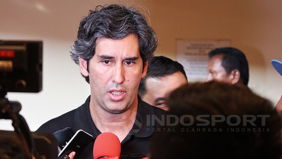 Stefano Cugurra pelatih Persija Jakarta Copyright: © Wildan Hamdani/Indosport.com