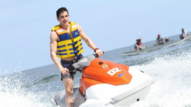 Marc Marquez saat berlibur. Copyright: &copy; iwbspeed
