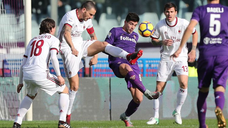 Laga Liga Italia (Serie A) antara Fiorentina vs AC Milan pada Minggu (05/03/2023) sajikan Rossoneri yang akhiri empat kemenangan beruntun seusai dilumat Viola. Copyright: © Getty Images