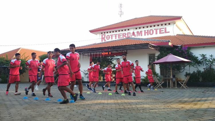 Penggawa Blitar United saat jalani latihan. Copyright: © Blitar United