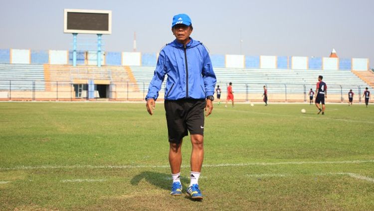 Pelatih Blitar United, Gatot Mulbajadi. Copyright: © Blitar United