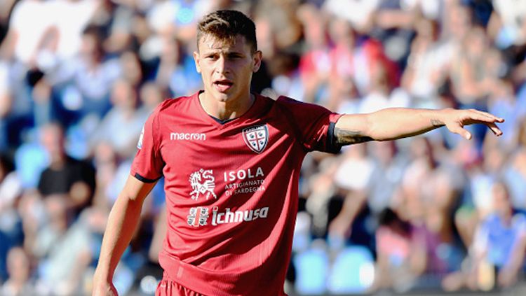 Nicolo Barella saat berseragam Cagliari. Copyright: © Getty Images