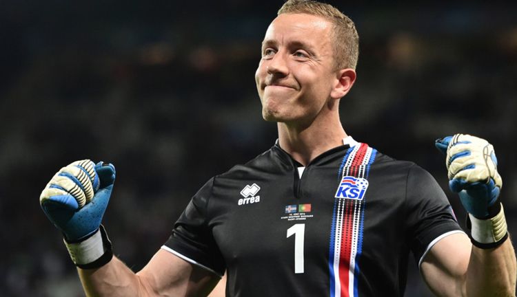Hannes Halldorsson, kiper utama Timnas Islandia Copyright: © IMdbpro