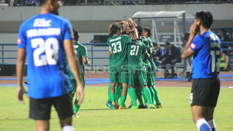 PSMS Medan berhasil meraih kemenangan 2-1 saat menghadapi PSM Makassar di laga perdana penyisihan Grup A Piala Presiden 2018. Copyright: © Arif Rahman/INDOSPORT