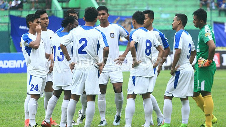 Selebrasi pemain PSIS Semarang saat mencetak gol. Copyright: Â© liga-indonesia.id