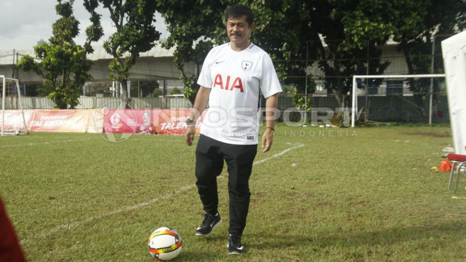 Indra Sjafri, pelatih kepala tim AIA Championship 2018. Copyright: © INDOSPORT/Abdurrahman.R