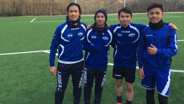 Muhammad Rafid Habibie dkk ketika bergabung di Italian Soccer Management Academy (ISMA). Copyright: © soccertalentidentification.com