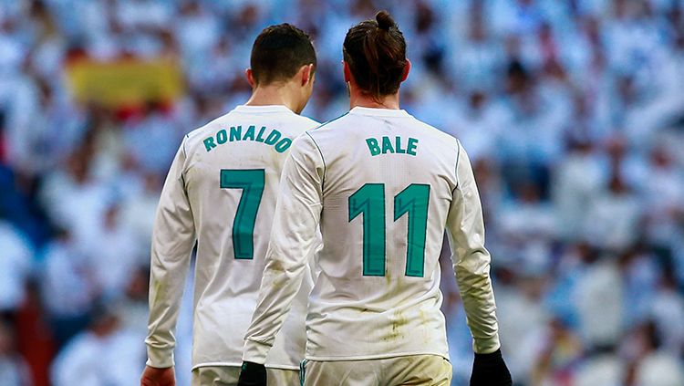 Cristiano Ronaldo dan Gareth Bale pada laga saat melawan Deportivo La Coruna. Copyright: © Getty Images