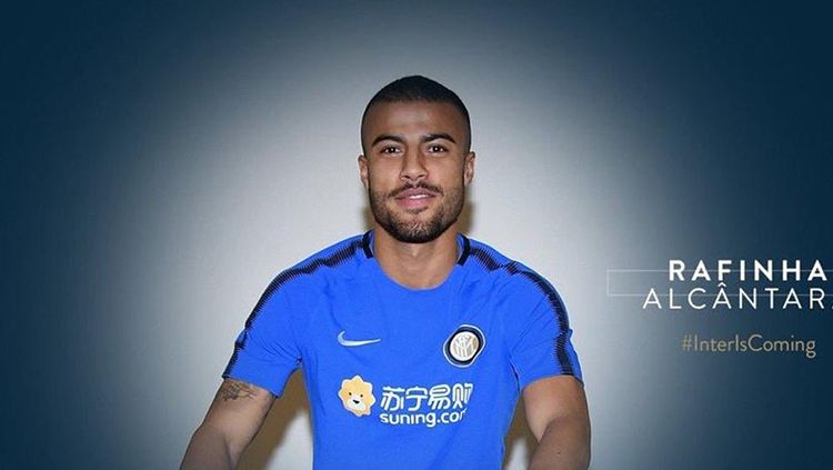 Rafinha, pemain Barcelona Copyright: © Twitter Inter