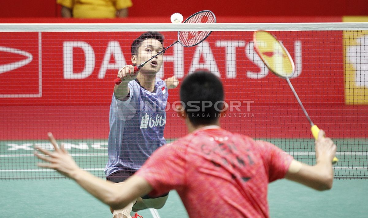 Pebulutangkis Anthony Ginting Kalahkan Chen Long. Copyright: © Herry Ibrahim/Indosport.com