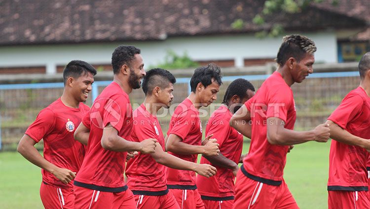 Skuat Persija Jakarta ketika menjalani latihan. Copyright: © Ruddy Kahizan/INDOSPORT