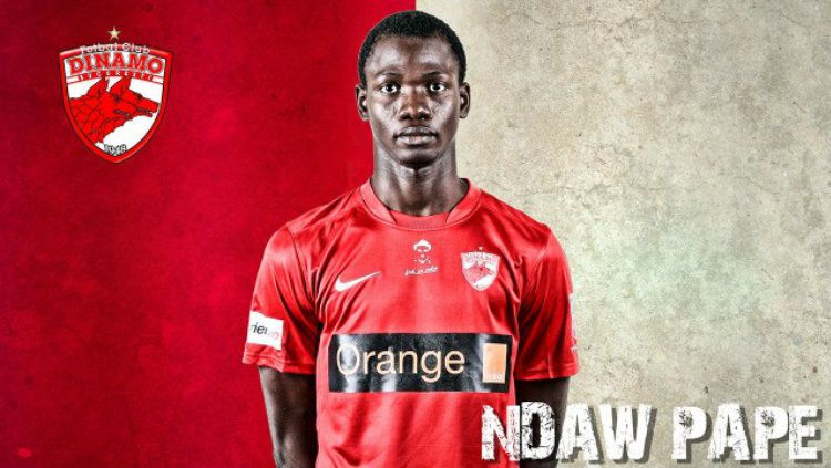 Pemain baru Persipura, Pape Ndaw. Copyright: © africatopsports