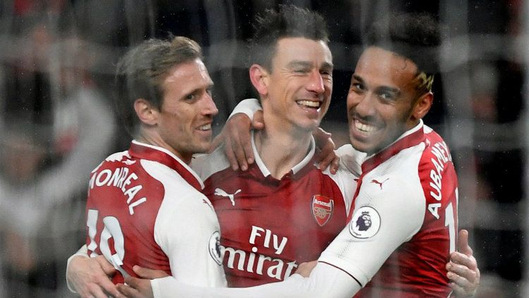 Bintang Real Sociedad, Nacho Monreal senang dirinya bisa meninggalkan klub Liga Inggris, Arsenal, yang saat ini jadi terpuruk. Copyright: © Getty Images