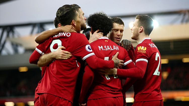 Para pemain Liverpool tengah merayakan gol yang dicetak Mohamed Salah Copyright: © Getty Images