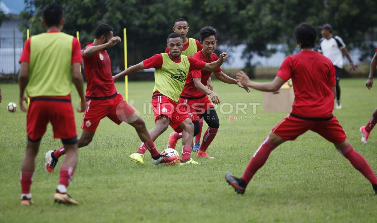 Latihan Persija Jakarta jelang semifinal Piala Presiden 2018 lawan PSMS Medan. Copyright: © Herry Ibrahim/INDOSPORT