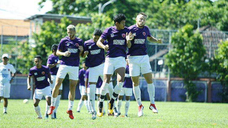 PSM Makassar saat menjalani latihan. Copyright: © PSM Makassar