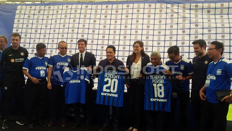 Javier Zanetti hadir di launching Akademi Persib Bandung. Copyright: © Arif Rahman/INDOSPORT