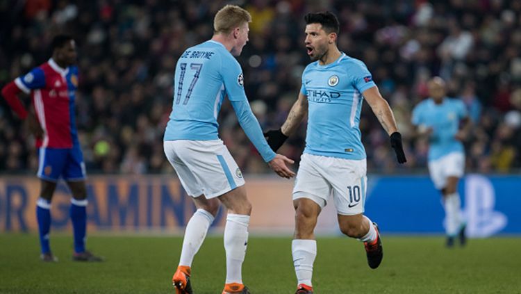 Sergio Aguero dan Kevin de Bruyne, dua pemain bintang Manchester City. Copyright: © INDOSPORT