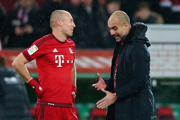 Pep Guardiola gagal mencapai fase final sejak meninggalkan Barcelona. Copyright: © Getty Images