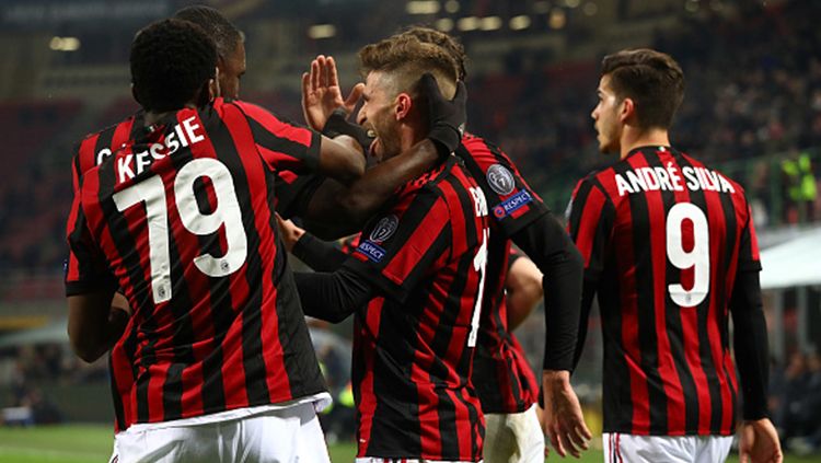 Selebrasi pemain Milan di laga melawan Ludogorets. Copyright: © INDOSPORT
