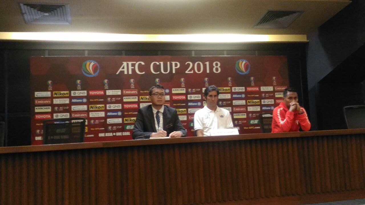 Konferensi pers pasca laga Persija kontra Tampines Rovers. Copyright: © Zainal Hasan/INDOSPORT